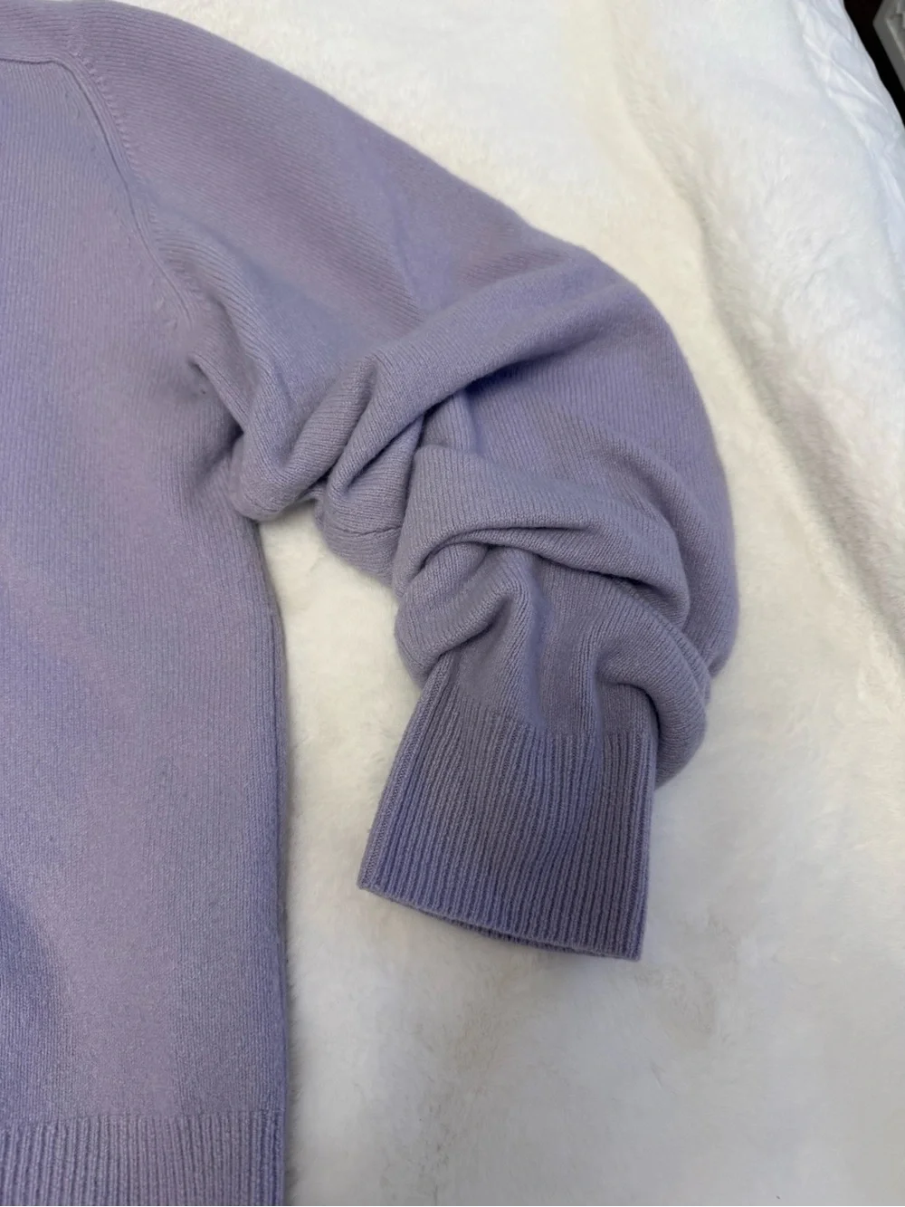 Tory Burch Lilac V-Neck Sweater LIKE NEW